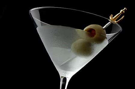 kako-napraviti-martini-koktel