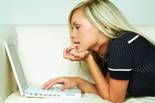 Kako napisati e-mail ženi na web mjestu za upoznavanje