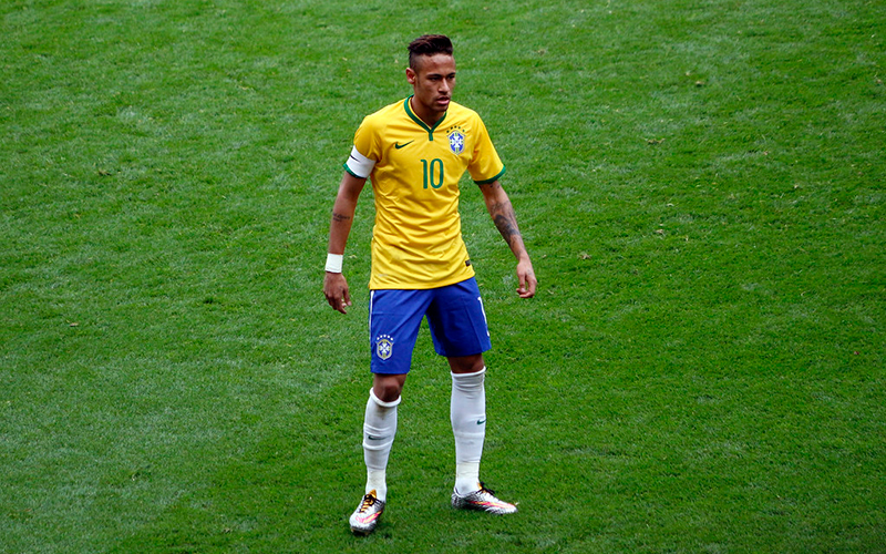 neymar-u-dresu-brazila