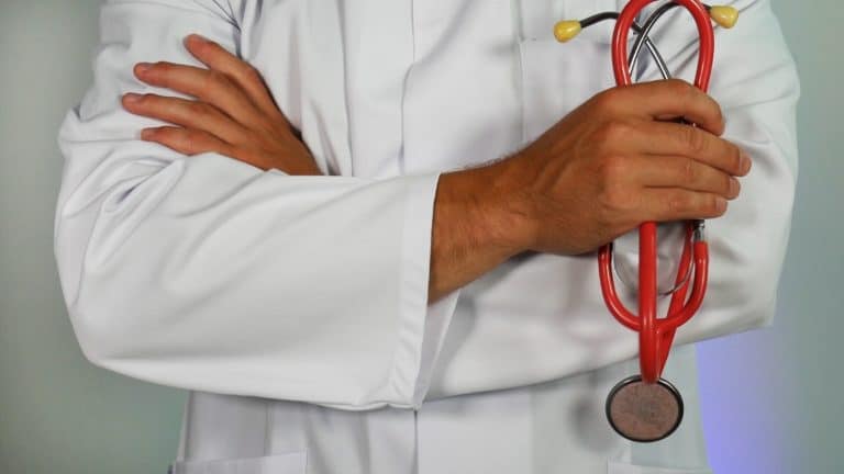 5 revolucionarnih primjena proširene stvarnosti u medicini