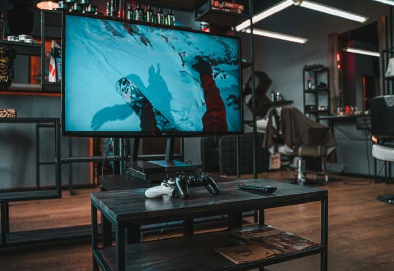 oled ili qled tehnologija