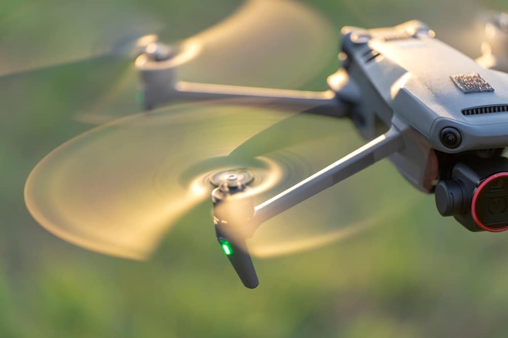 Otkrijte 8 čudesnih efekata kako snimati dronom