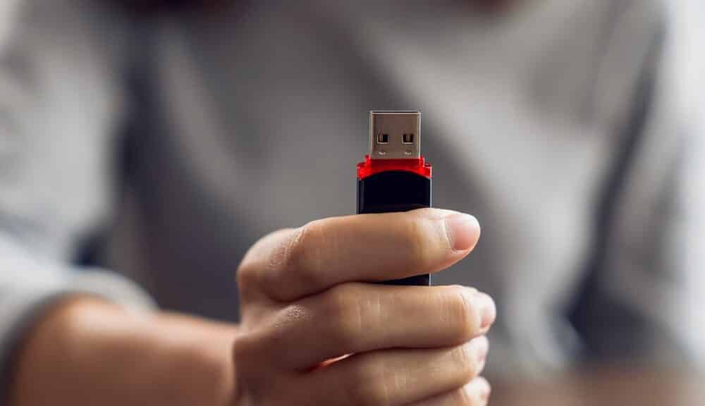 USB u ruci, zašto USB ne prikazuje datoteke