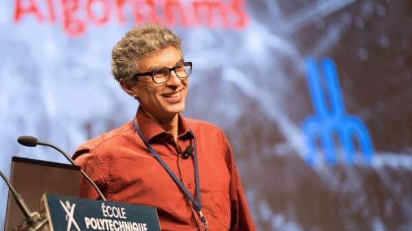 Yoshua Bengio