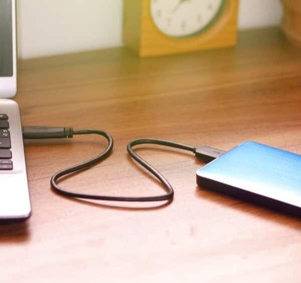 Nema interneta? Nema problema – treba vam samo vanjski SSD.