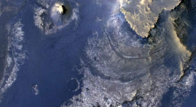 (Credit: NASA/JPL-Caltech/Univ. of Arizona)