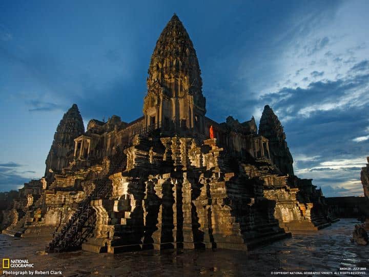 (Photograph by Robert Clark, National Geographic)