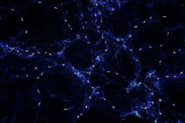 Misteriozna povezanost osi vrtnje kvazara (bijelo) i struktura ogromnih razmjera (plavo) u kojim se nalaze. (Image credits: ESO/M. Kornmess)