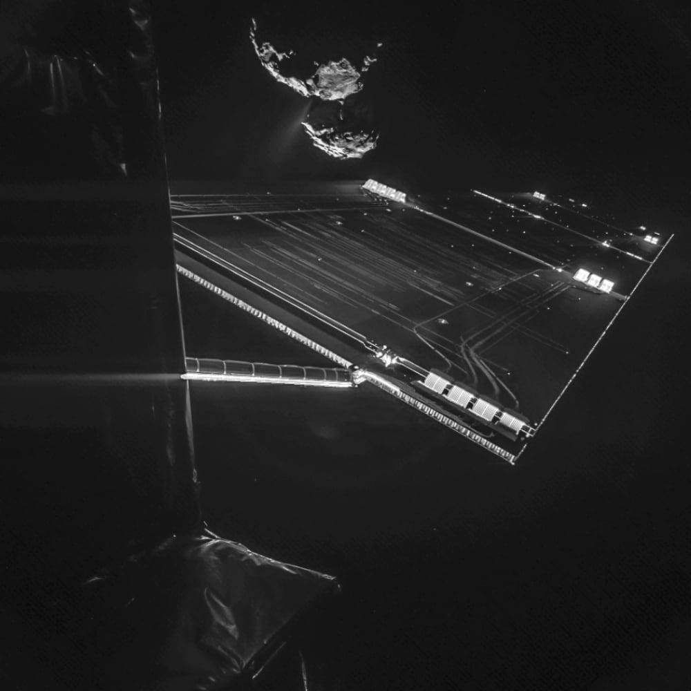 Svemirski selfie: sonda Rosetta i komet