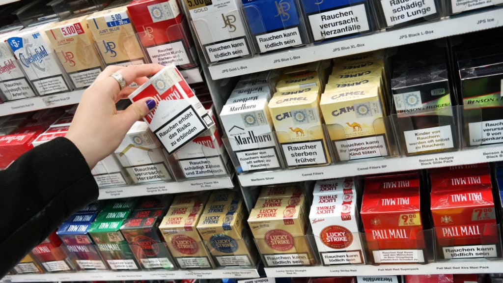 Studija dokazala učinkovitost poskupljenja cigareta