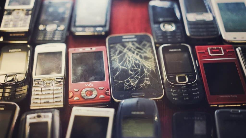 Pet milijardi mobitela završit će u smeću u 2022. godini