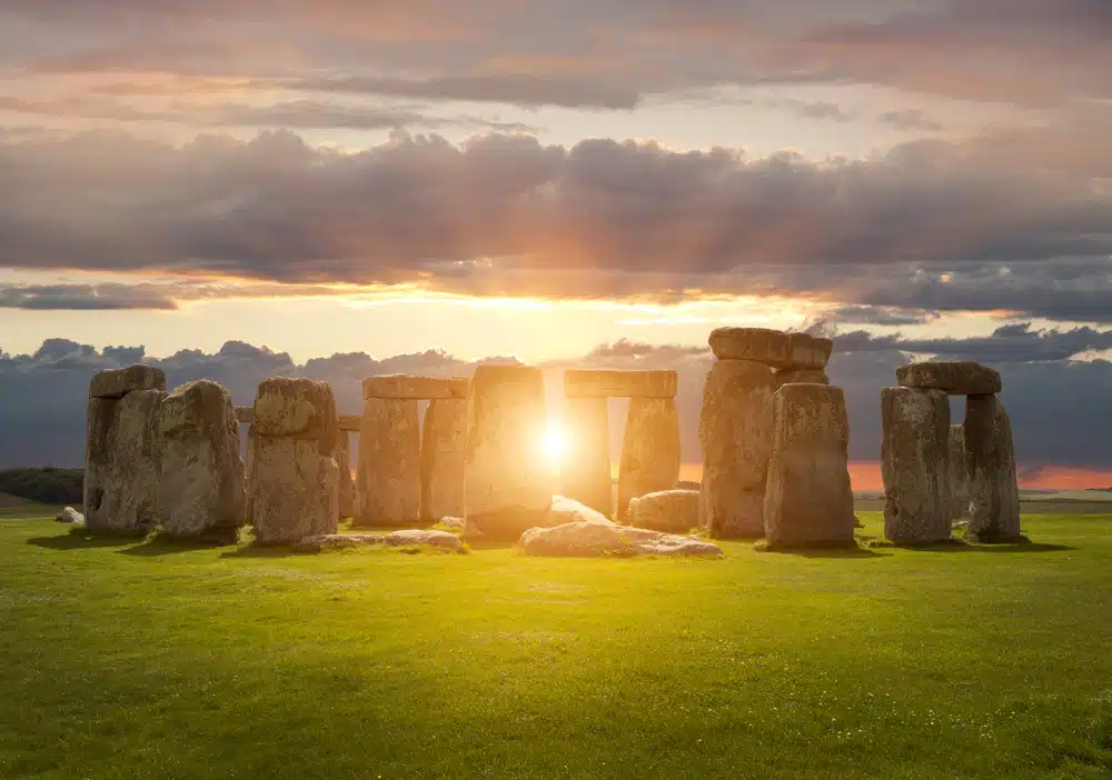 čemu je služio Stonehenge je vrlo zanimljivo pitanje za mnoge