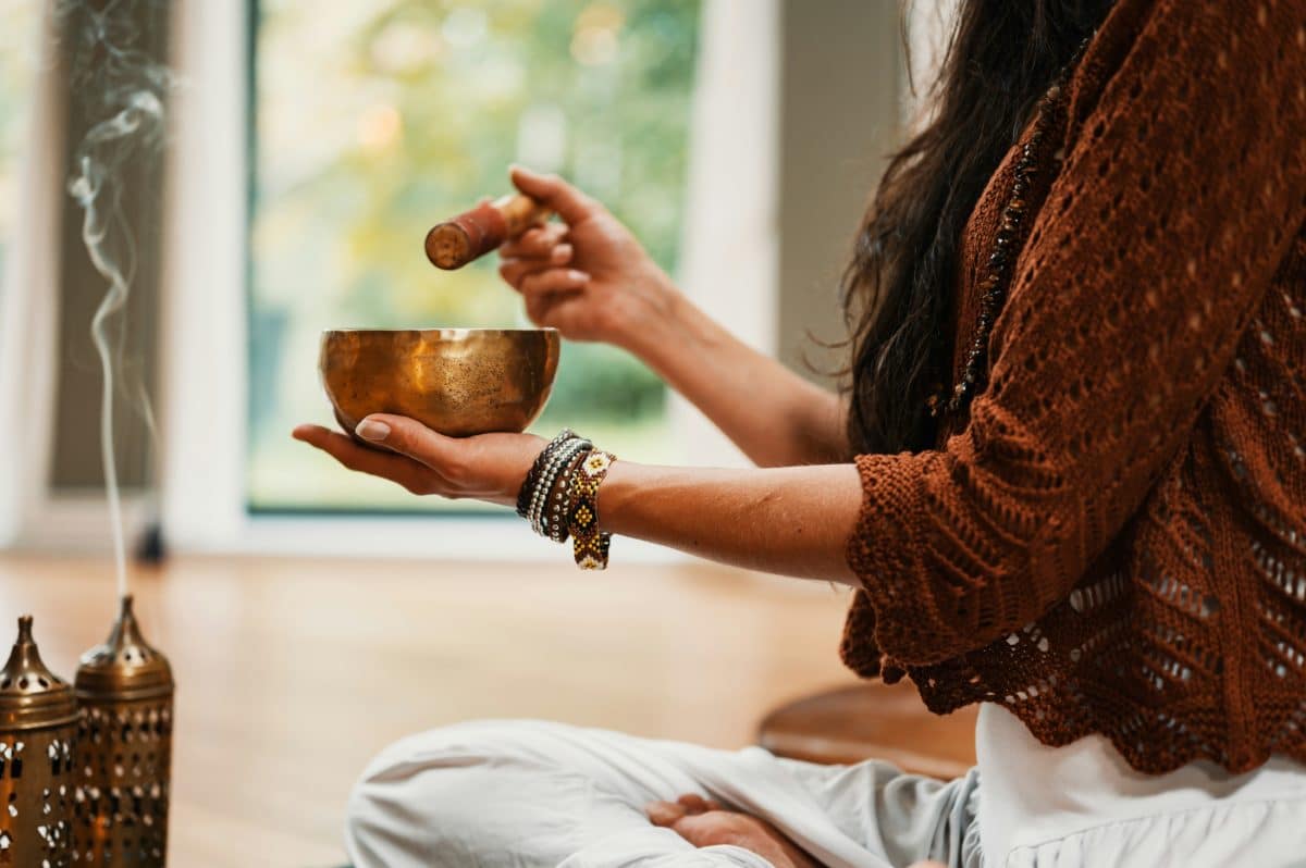 detoksikacija organizma uključuje i duboke disanje i meditacije za ravnotežu